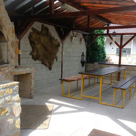 U Myslivce Villa Kamenicky Senov ภายนอก รูปภาพ