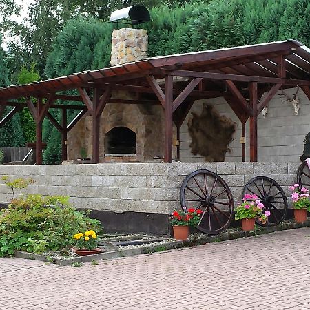 U Myslivce Villa Kamenicky Senov ภายนอก รูปภาพ