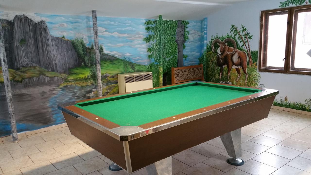 U Myslivce Villa Kamenicky Senov ภายนอก รูปภาพ